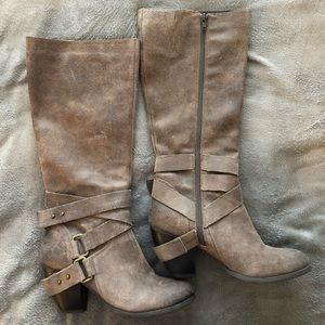 Fergie Legend distressed, suede tall boots—size 7